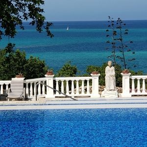 Meet your Posher, Jodi